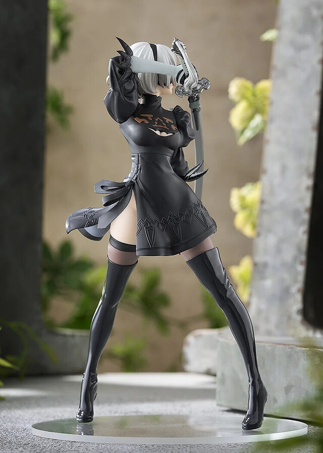 ひらめくスカートの躍動感！『ニーア オートマタ』より「2B」フィギュアの予約締切が間近―「9S」と並べても映える