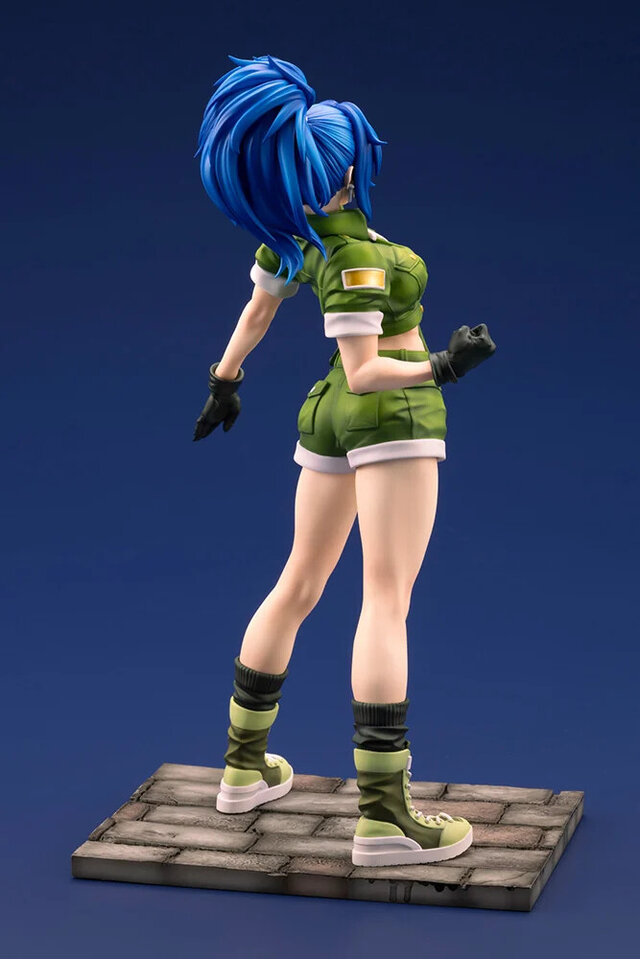 当時の面影を残しつつ…『KOF‘97』時代の「レオナ」が美少女フィギュア化！超必殺技「リボルスパーク」のビシッとした決めポーズを再現