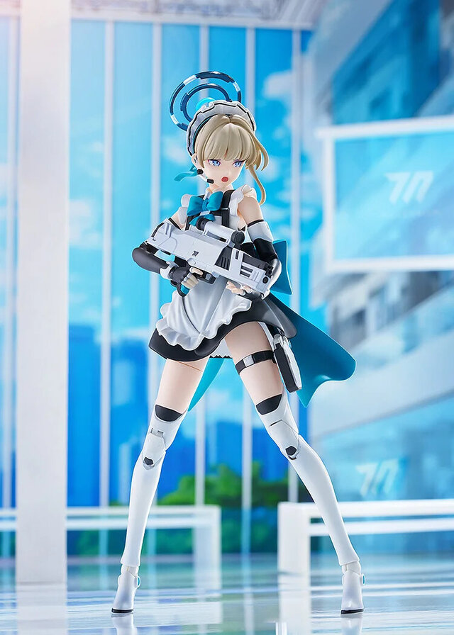 「ピース、ピース」も再現できる！？『ブルアカ』メイド姿のトキがプラモデルで登場―豊富な装備品と専用台座が付属