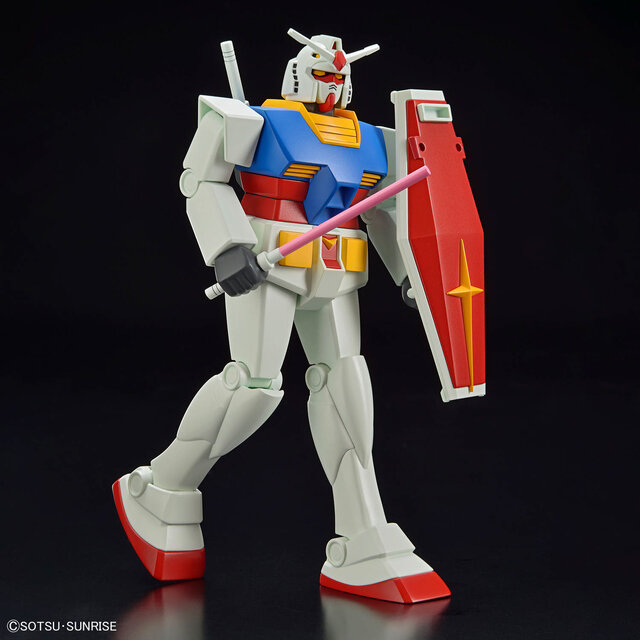 45年間で培った技術と進化の証！初代ガンプラ「1/144 ガンダム」のリバイバルキットが発売