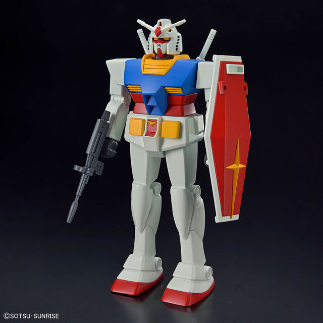 45年間で培った技術と進化の証！初代ガンプラ「1/144 ガンダム」のリバイバルキットが発売