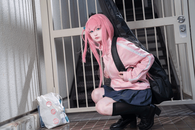 後藤ひとり「ぼっち・ざ・ろっく！」／星乃みくる（@MIKURU_cos_）