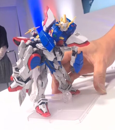 新作ガンプラ「RG シャイニングガンダム」のこだわりが凄い！頭部の「スーパーモード」への変形は差し替えなしで再現