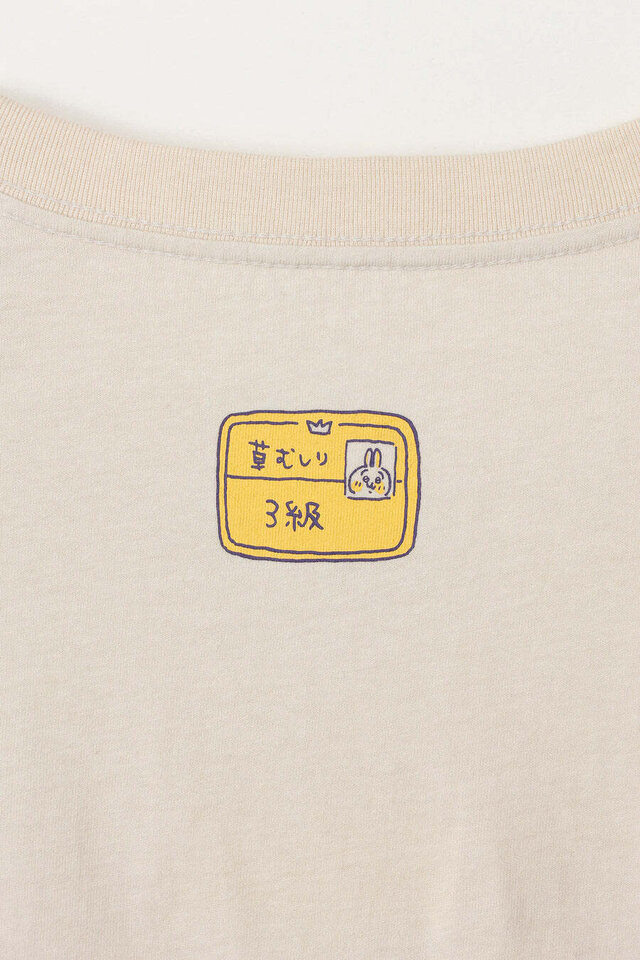 遊び心たっぷりの「ちいかわ」ロングスリーブTシャツ5種が本日12月25日12時より発売！袖には“草むしり検定”や“さすまた”などデザイン