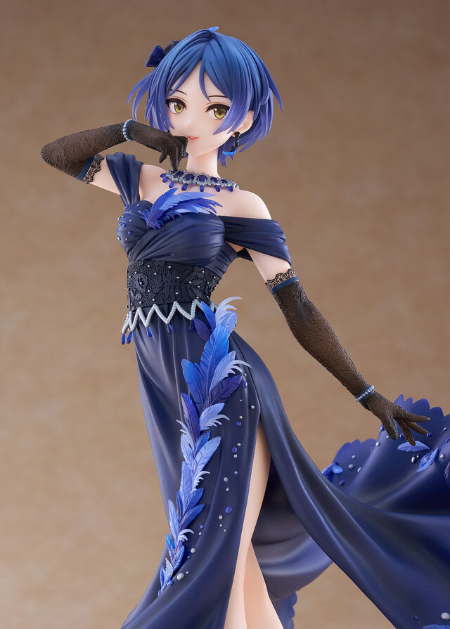 ロングスカートのスリットから魅せる美脚！『デレマス』「速水奏」フィギュアの予約締切が迫る