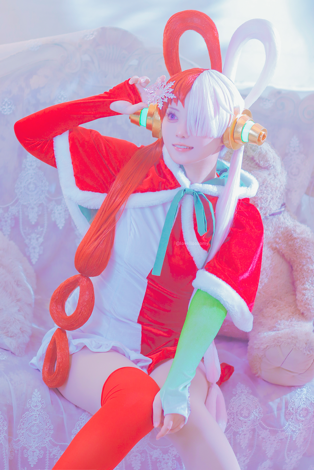 ウタ「ONE PIECE」／るーみ（X：@love1loooomy）、撮影：まさる（X：@masaru_cos