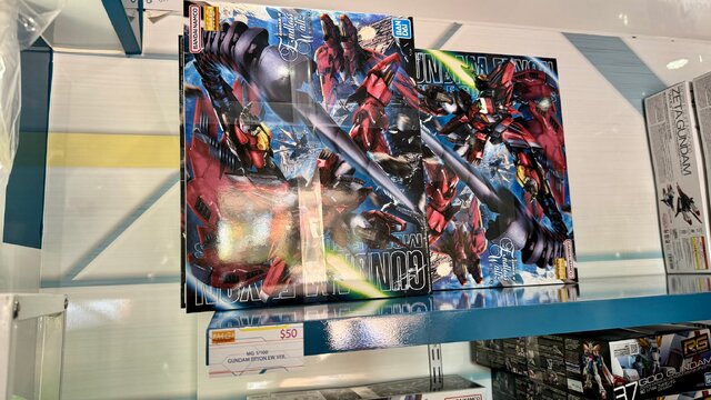 これがアメリカのガンダムベース！ガンプラ無料配布や巨大立像の展示など、家族で楽しめる“体験”を重視した内容に【フォトレポ】