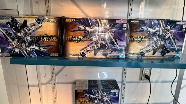 これがアメリカのガンダムベース！ガンプラ無料配布や巨大立像の展示など、家族で楽しめる“体験”を重視した内容に【フォトレポ】