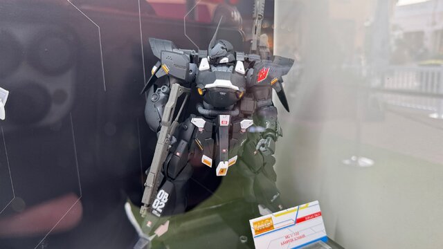 これがアメリカのガンダムベース！ガンプラ無料配布や巨大立像の展示など、家族で楽しめる“体験”を重視した内容に【フォトレポ】