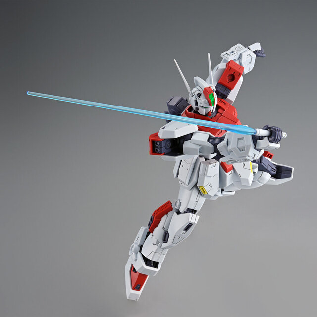 「F80 ガンレイド」が新規造形を交えてMGガンプラ化！豊富な武装が付属し、ミッションパックとの連動も実現