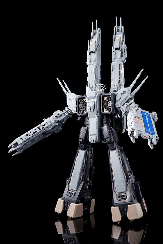 劇場版「超時空要塞マクロス」より「完全変形SDF-1 MACROSS」が再販！要塞型から強行型への変形を完全再現