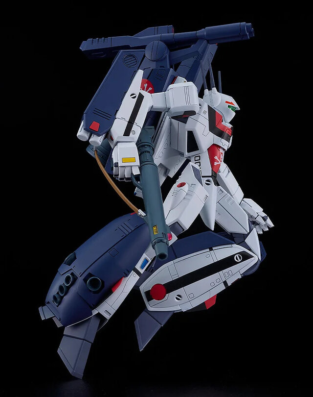 初代「マクロス」劇場版より、主人公・一条輝が搭乗する「VF-1Sストライクバルキリー」1/72スケールプラモデル化！同スケールの「リン・ミンメイ」も付属