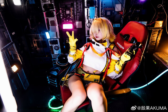 エレグ／殷果AKUMA（Weibo：殷果AKUMA）