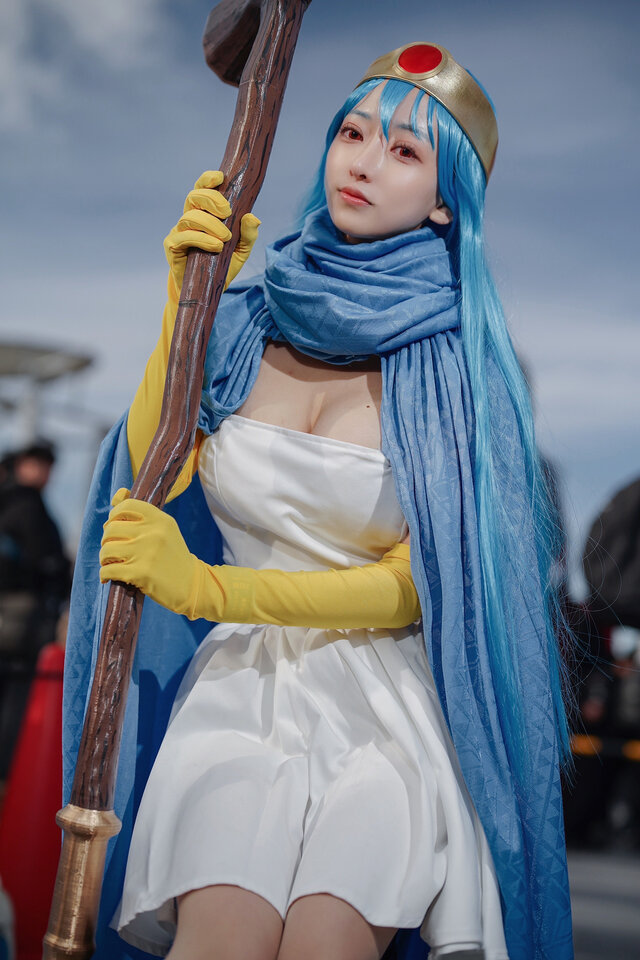 女賢者『ドラゴンクエストIII』/ミンミコ(X:@minmikoooooooo)