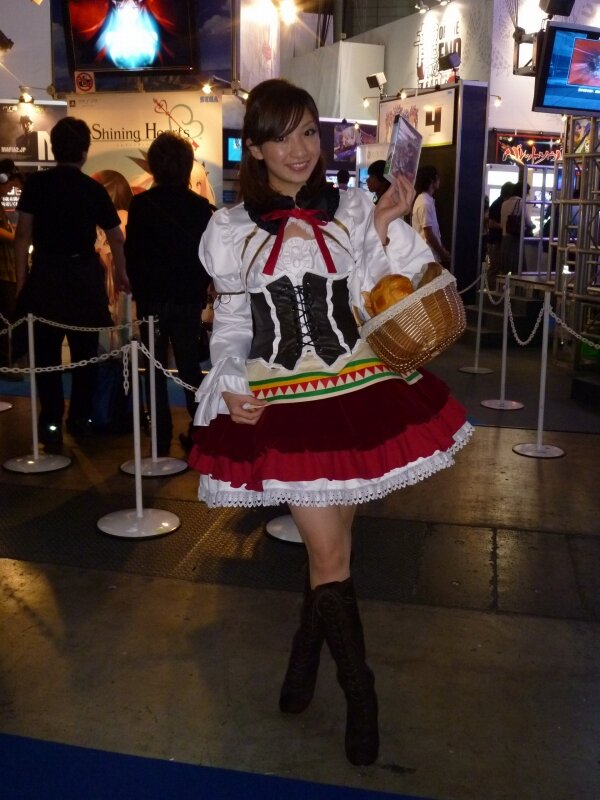 【TGS 2010】かわいいコスチュームが目白押し ― コンパニオン特集その2