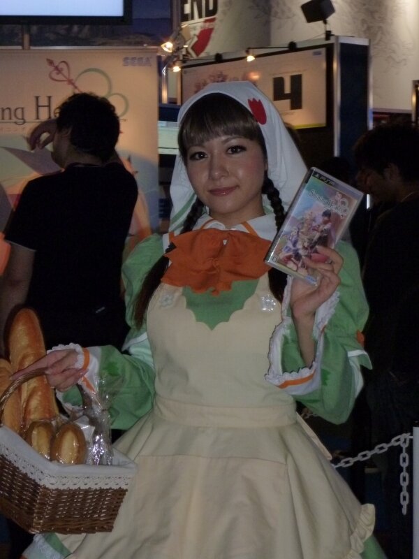 【TGS 2010】かわいいコスチュームが目白押し ― コンパニオン特集その2