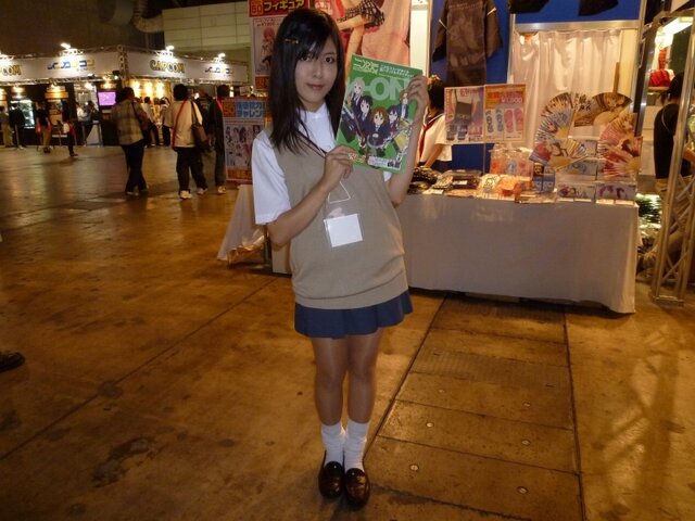 【TGS 2010】かわいいコスチュームが目白押し ― コンパニオン特集その2