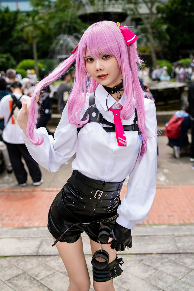 ユニ『勝利の女神:NIKKE』/かれしちゃん(X:@karechan3840)