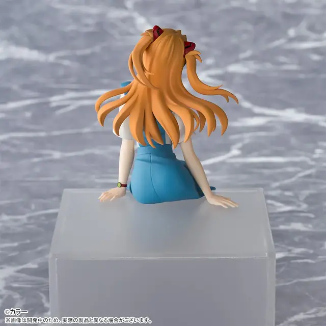 制服姿でちょこんと座る「アスカ」が可愛い！「エヴァ」TVシリーズ放送30周年記念の“ちょこのせ”フィギュア第3弾としてプライズ展開