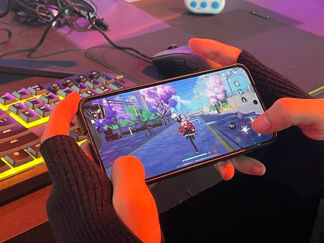 期待の新星アーバンオープンワールドRPG『NTE: Neverness to Everness』がTGS2025に出展！なめらか動作で衝撃的なモバイル版国内初試遊もあるぞ