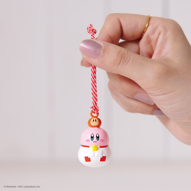 カービィが鏡餅をすいこんじゃった！？ワドルディみたいなみかんも注目なグッズが郵便局にて展開ー新年にピッタリな年賀はがきセットも