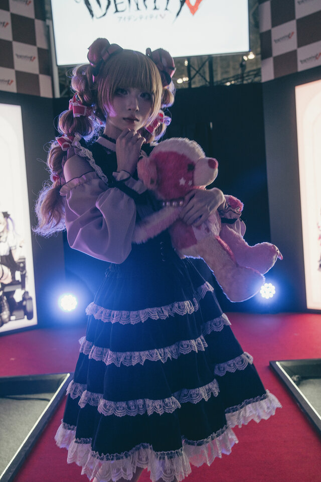 少女／服部如意（X：@_hattorijoy_）