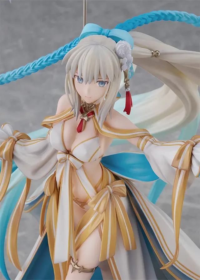 気品ある水着姿が美しい！『FGO』より「水妃モルガン」フィギュアが、豪華な円形装飾など見どころ満載