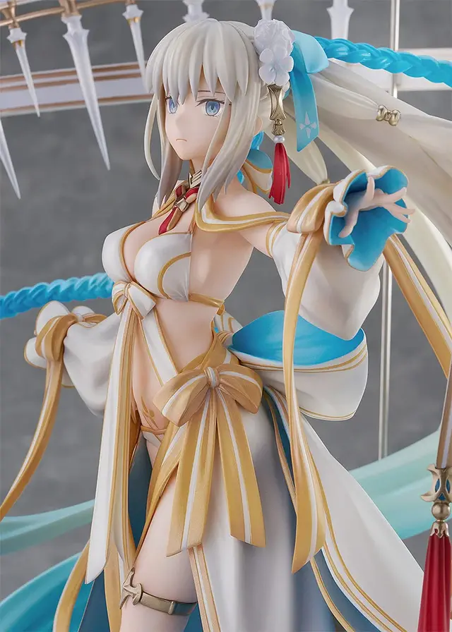 気品ある水着姿が美しい！『FGO』より「水妃モルガン」フィギュアが、豪華な円形装飾など見どころ満載
