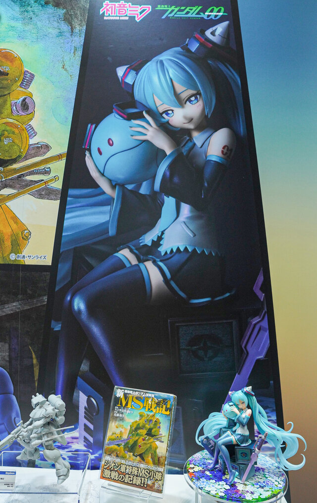 「HG ストフリ弐式」に「サンドロック改」、ガンダム45周年の「初音ミク×ダブルオーガンダム」フィギュアまで新作目白押し！【イベントレポート】