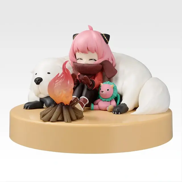 「SPY×FAMILY」新作一番くじのテーマはキャンプ！アーニャ＆ボンドの焚火ライトフィギュアに癒される…