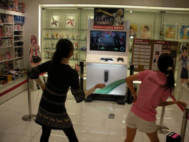 KONAMI、Kinect専用ソフト『DanceEvolution』体験会をコナミスタイル東京ミッドタウン店で開催