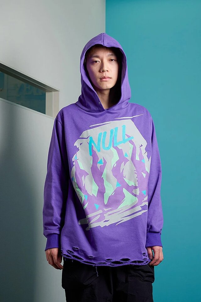 『ウマ娘』エアシャカールの私服を完全再現！「NULL」パーカーと格子柄のジャケットがラインナップ