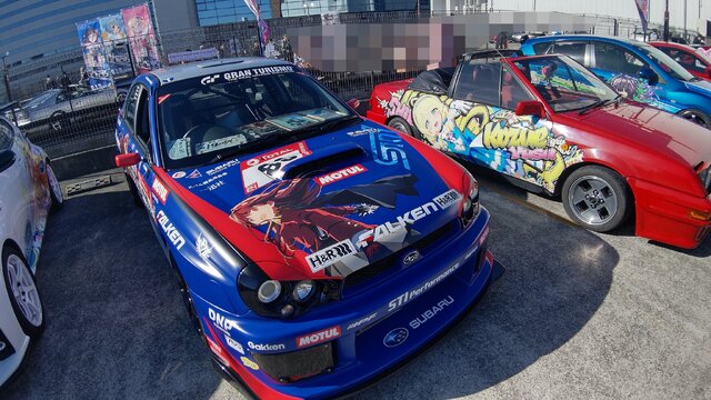 『アイマス』合同ライブ「MOIW2025」に“アイ”が集まる！「のぼり」や「痛車」など会場周辺施策をレポート