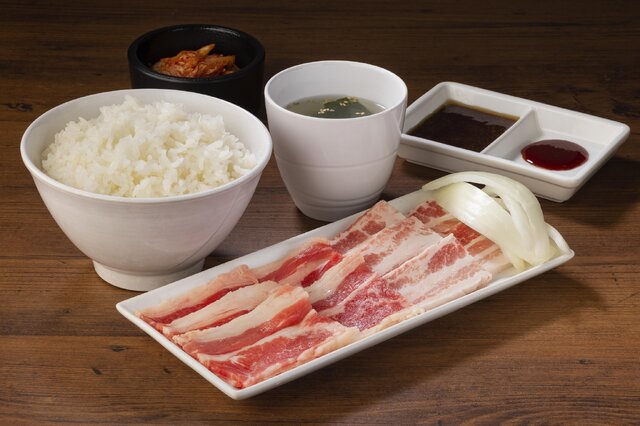 『龍が如く』冴島大河「焼かれてこそ価値がある」あのホルモンが食べられる！ 店舗限定メニューが焼肉ライクに登場ー店名も「神室町昭和通り店」に期間限定で変更