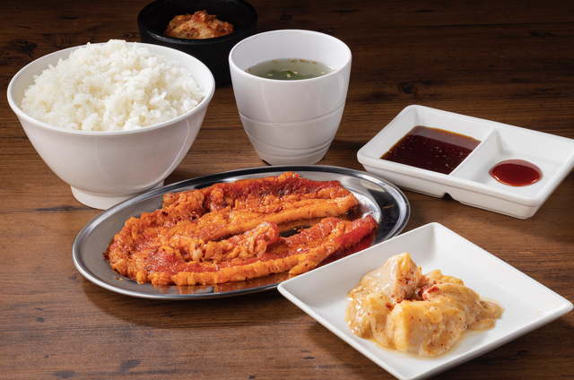 『龍が如く』冴島大河「焼かれてこそ価値がある」あのホルモンが食べられる！ 店舗限定メニューが焼肉ライクに登場ー店名も「神室町昭和通り店」に期間限定で変更