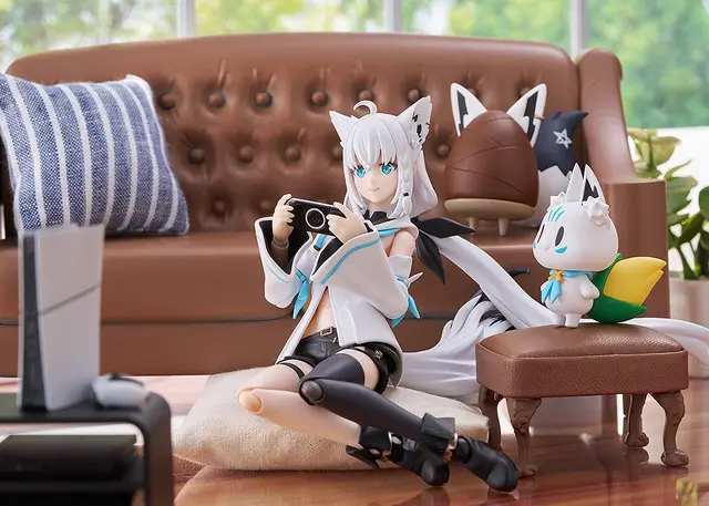 「PS」歴代ハード7機がミニチュア化！ポケステや『みんゴル』『ブラボ』ほか、コントローラーを握れる手など豪華セット