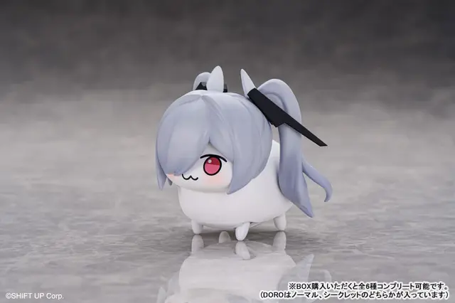 『勝利の女神：NIKKE』謎生物「DORO」が電動ホビーに！ “専用ドッグラン”と共に登場ーシークレットは「金のDORO」