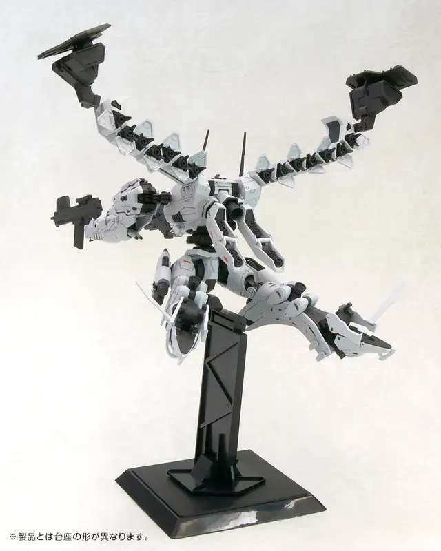 『アーマード・コア』より「ラインアーク ホワイト・グリント＆V.O.Bセット」が再生産！塗装しやすい通常成型色に変更