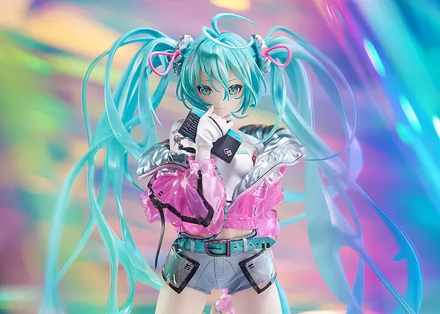 人気フィギュア「初音ミク with SOLWA」が再販予約開始！イラストレーター・米山舞が描くスタイリッシュなミクさん