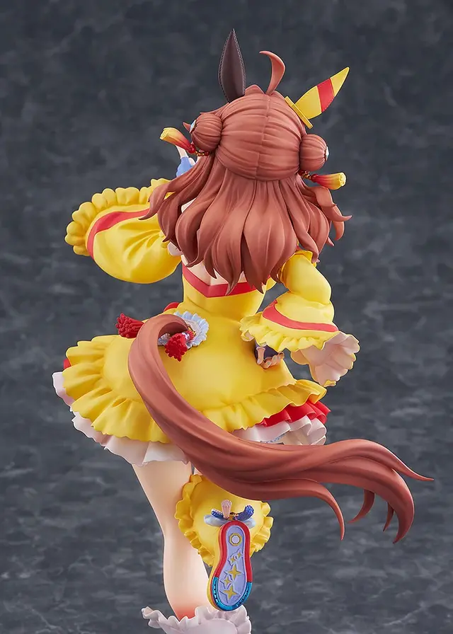 溢れ出るハッピー！『ウマ娘』コパノリッキー」1/7スケールフィギュアは、華やかな勝負服姿が魅力