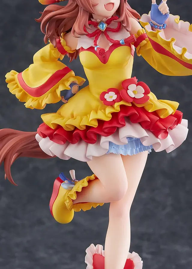 溢れ出るハッピー！『ウマ娘』コパノリッキー」1/7スケールフィギュアは、華やかな勝負服姿が魅力