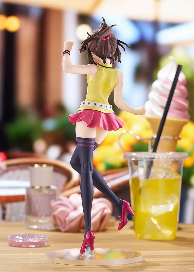 ノースリーブにミニスカートで躍動感たっぷりの真崎杏子フィギュア！映画「遊☆戯☆王 THE DARK SIDE OF DIMENSIONS」版衣装でポッパレに登場