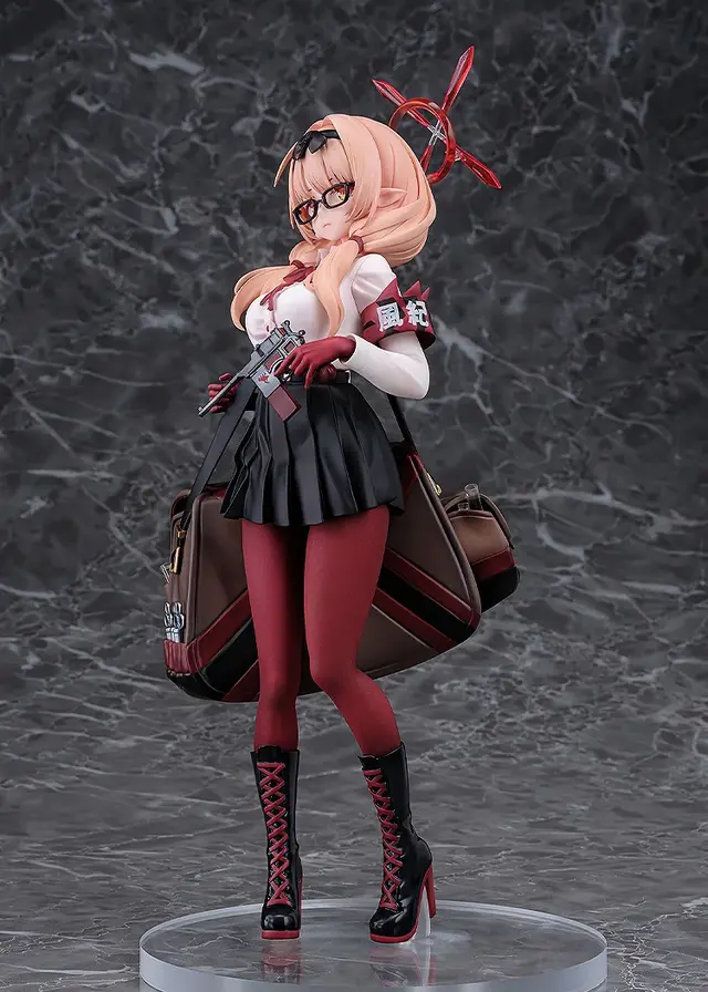 レギンスで魅せるふとももに惹かれる…！『ブルアカ』より、制服姿の「チナツ」1/7スケールフィギュアが予約受付開始