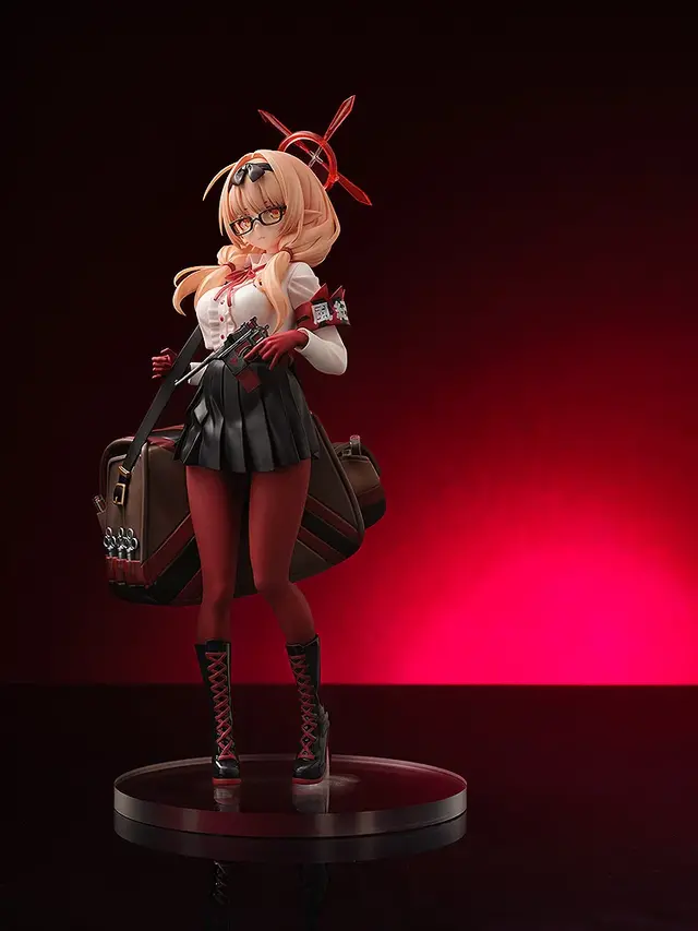 レギンスで魅せるふとももに惹かれる…！『ブルアカ』より、制服姿の「チナツ」1/7スケールフィギュアが予約受付開始