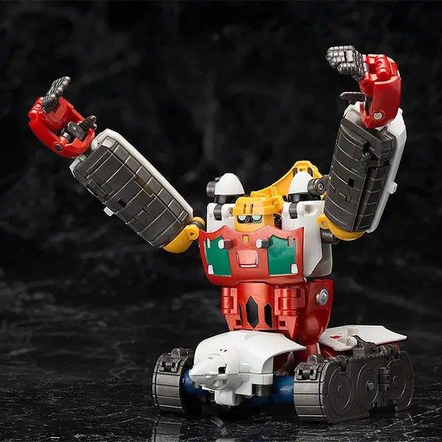 伝説の「ダイナミックチェンジR ゲッターロボ」が再始動！リアル等身の3機ゲットマシンが変形合体しゲッター各形態へ