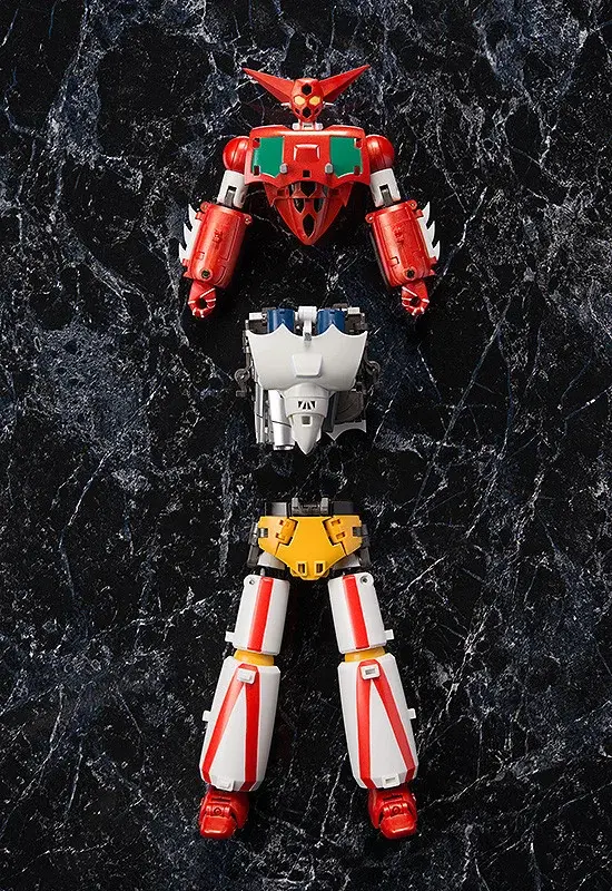 伝説の「ダイナミックチェンジR ゲッターロボ」が再始動！リアル等身の3機ゲットマシンが変形合体しゲッター各形態へ
