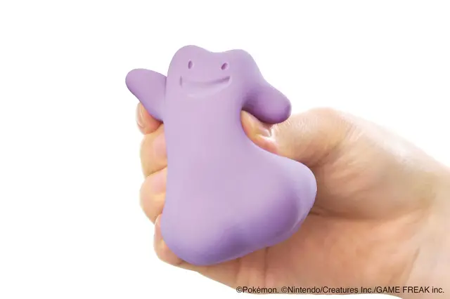 『ポケモン』握って癒される「メタモン」モチーフアイテム!伸びたり、凹んだり、ぎゅっと握れば様々な表情に変化