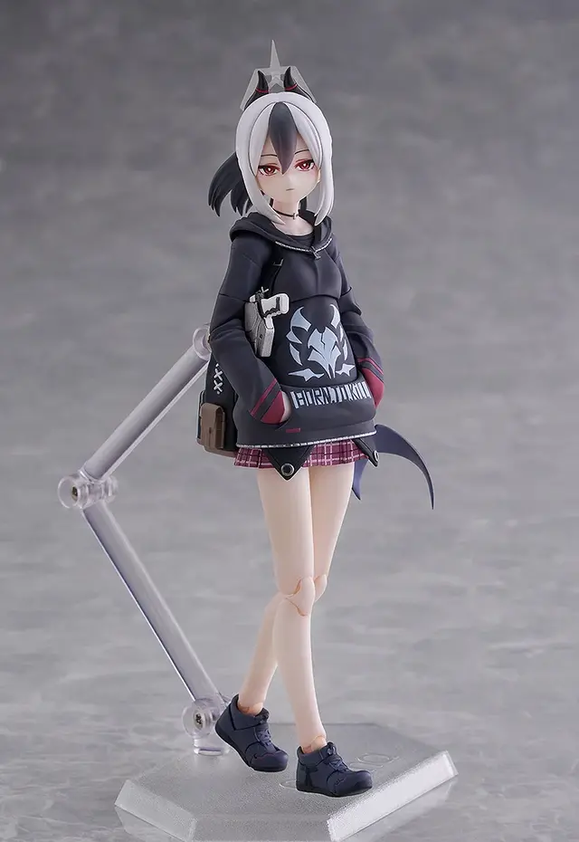 『ブルアカ』鬼方カヨコのfigmaが魅力にあふれてる!「戦闘顔」「照れ顔」や「しゃがみスカート」など様々な差し替えパーツを用意