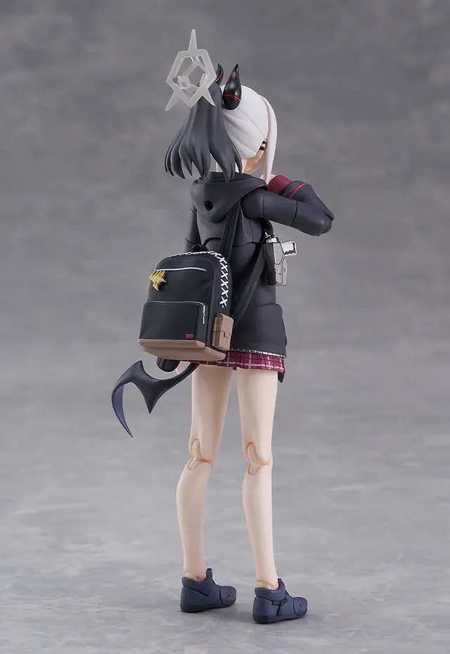 『ブルアカ』鬼方カヨコのfigmaが魅力にあふれてる！「戦闘顔」「照れ顔」や「しゃがみスカート」など様々な差し替えパーツを用意
