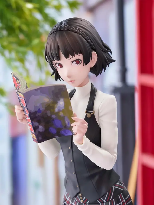 『ペルソナ５ ザ・ロイヤル』ポンコツ尾行シーンの「新島真」フィギュアが予約開始！手にした月刊誌で隠している表情が可愛い